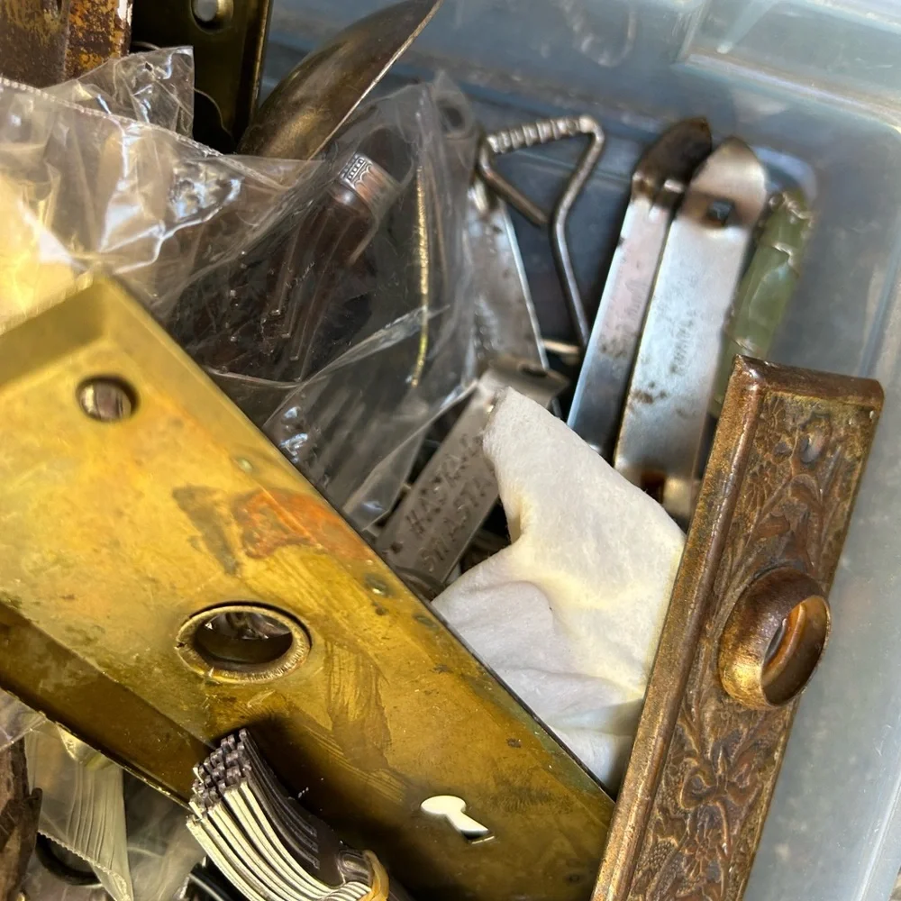 AMAZING BOX OF VINTAGE TREASURES FLATWARE KEYS LOCK PLATES BOTTLE OPENERS